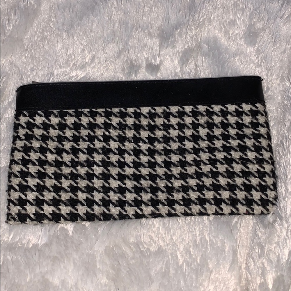 Small houndstooth clutch- Nordstrom savvy
